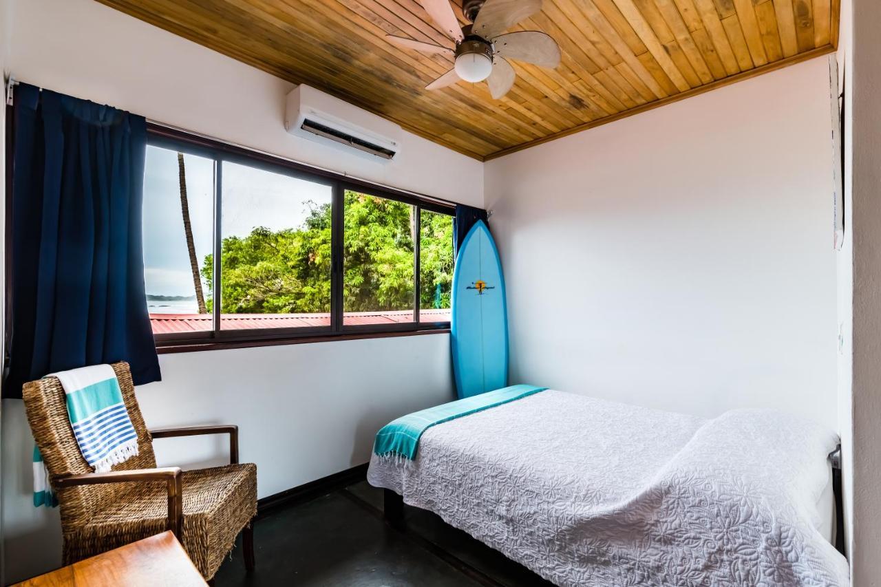 Witch'S Rock Surf Camp Tamarindo Exterior photo